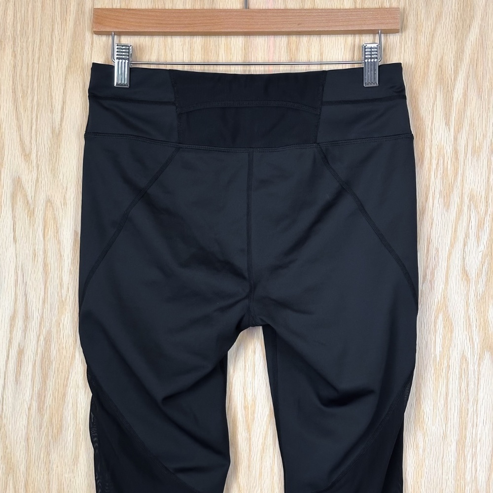Athleta Laser Mesh Sonar Capri - Picture 9 of 12